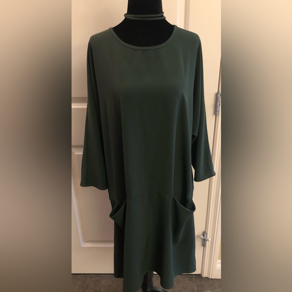 Workhall dress